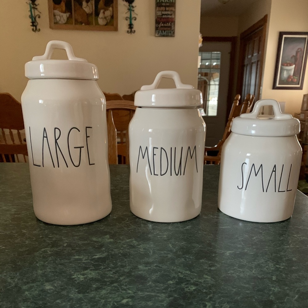 Rae Dunn Canister Set